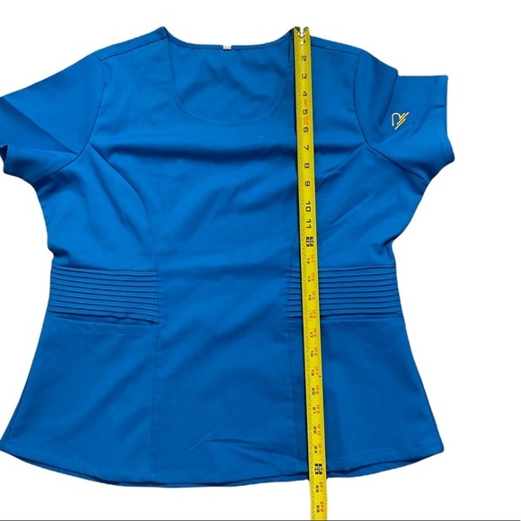 Rant Medical Scrubs Top. Turquoise. Size XS - Picture 6 of 9